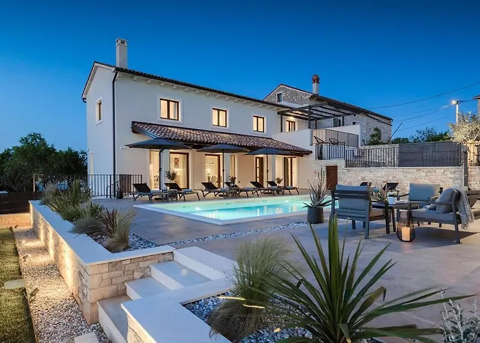 Villa Sirola By Istrialux