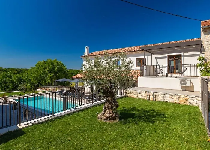 Villa Sirola By Istrialux