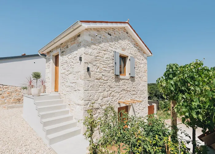 Villa Allegra Design Heritage 2026 - Private Swimming Pool & Garden
